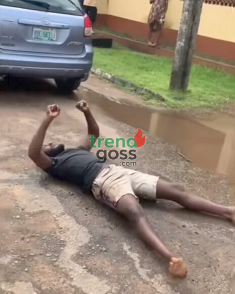 Man rolls excitedly as wife finally welcomes baby