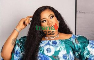 Nkechi Drops iPhone 17 Pro Max in Water to Prove It’s Real