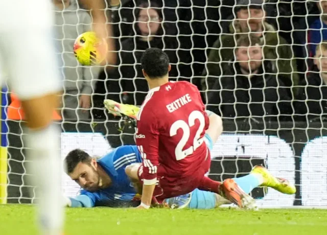 liverpools-hugo-ekitike-scores-sides-1043803200