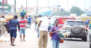 Lagos Gives Street Traders 72 Hours to Vacate Roads and Public Spaces
