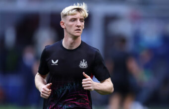 World Cup 2026: Anthony Gordon Hails Lionel Messi as Football’s Greatest of All Time